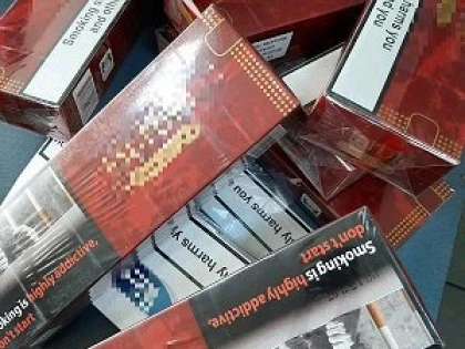 Bărbat de 72 de ani din Beliu, prins cu țigări de contrabandă