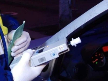 Bărbat din Buteni, prins cu alcoolemie record la volan