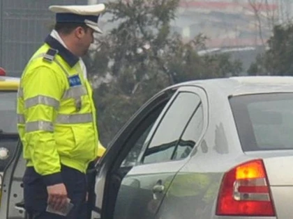 Bărbat din Galșa, prins conducând fără permis în Pâncota