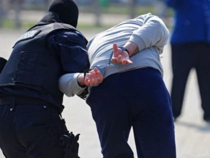 Bărbat din Zădăreni, urmărit de autoritățile maghiare, prins de polițiștii arădeni