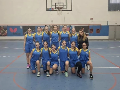 Baschetbalistele de la CSȘ Gloria au câștigat pe linie meciurile turneului de la Arad