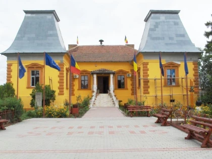 BASESCU A SEMNAT DECRETUL PRIN CARE SEPREUS DEVINE LOCALITATE MARTIR