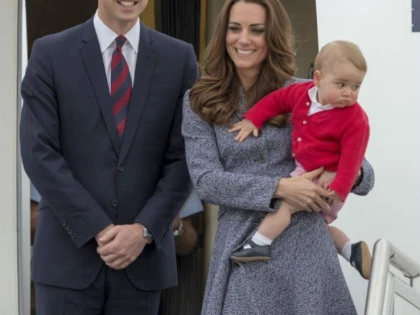 BEBELUSUL REGAL: VA FI O FETITA PE NUME ALICE, CHARLOTTE SAU ELIZABETH?