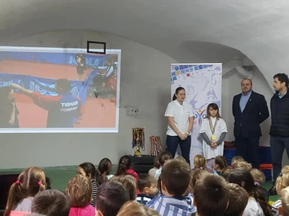 Bianca Crișan a căutat campioni la Școala ”Mihai Eminescu”