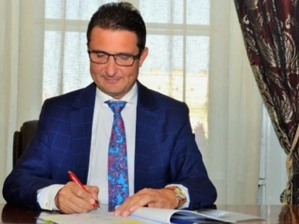 Bibarț se spală pe mâini: Nu primăria face comerț cu măști, ci o firmă din subordinea primăriei pe care o conduce