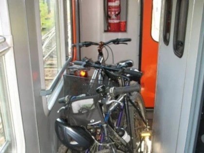 Bicicleta, mai scumpă ca pasagerul, pentru CFR