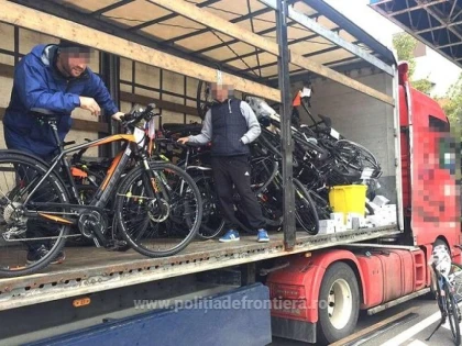 Biciclete electrice furate din Germania, descoperite de poliţiştii de frontieră arădeni