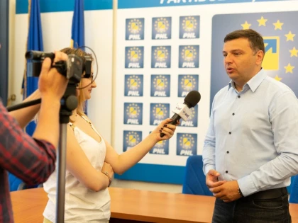 Bîlcea: Șagu și Dezna au semnat contracte pentru modernizarea drumurilor!