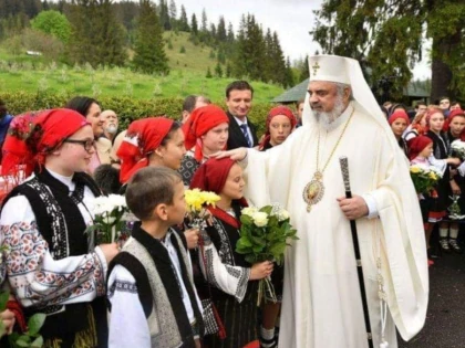 Biserica Ortodoxă Română aniversează 12 de ani de la întronizarea ca Patriarh a Preafericitului Părinte Daniel
