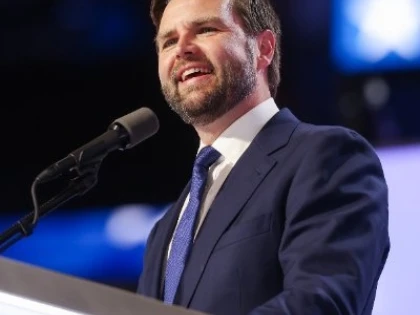 Bloomberg: JD Vance datorează scuze României