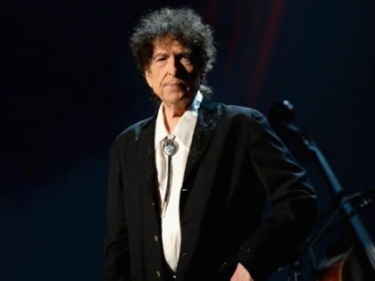 BOB DYLAN A LUAT PREMIUL NOBEL PENTRU LITERATURĂ 2016