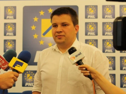 Bogdan Boca (PNL): „Debandadă în PSD! Deputații nu știu ce face guvernul!”