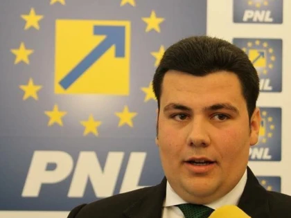 BOGDAN-GHEORGHE NOGHIU (PNL): ”DRAGNEA ÎL HÂȘÂIE PE FIFOR ACASĂ LA EL, LA DOLJ!”