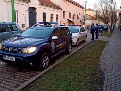Boul Roșu, sub asediul polițiștilor. Sunt vizați proxeneții, hoții, cerșetorii, vagabonzii, cei care locuiesc fără forme legale