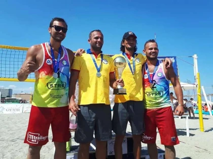 Ca la 40 de ani! Campionii de la Fan Arad demonstrează că performanţa nu are vârstă