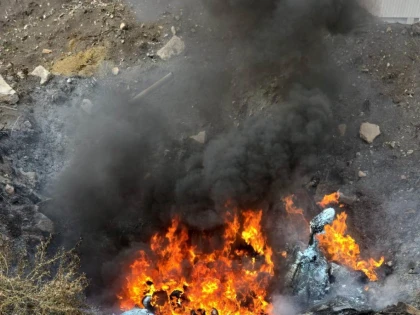 Cadavre de animale, incendiate lângă o fermă din Olari. Garda de Mediu Arad a sesizat organele de cercetare penală