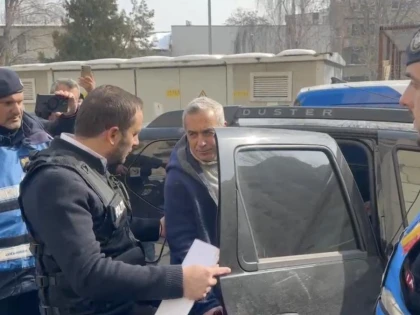 Călin Georgescu a fost pus sub acuzare pentru mai multe infracțiuni și sub control judiciar pentru 60 de zile
