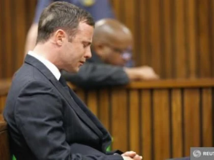 CAMPIONUL PARALIMPIC OSCAR PISTORIUS, VINOVAT DE UCIDERE DIN CULPA