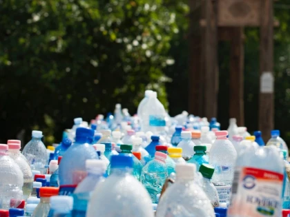 Când se introduce sistemul garanție-returnare. Vom plăti 50 de bani pentru ambalajele din plastic