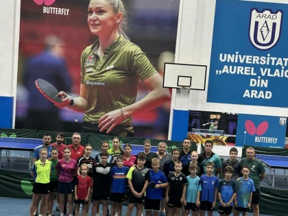 Cantonament de tenis de masă la Arad, cu sportivi de la CSM, Academia Daniela Dodean și CSM Mediaș (FOTO)