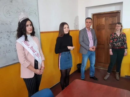 Caravana Concursului Județean de Frumusețe „Miss Arad 2019" a ajuns la Pecica
