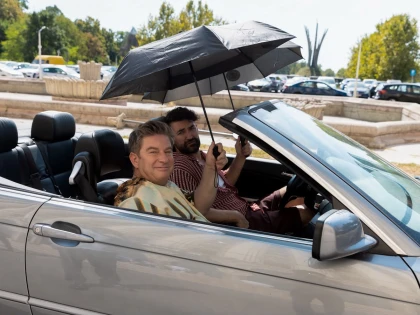 Caravana „Vacanță All Inclusive” face oprire la Arad: proiecție specială pe 31 octombrie