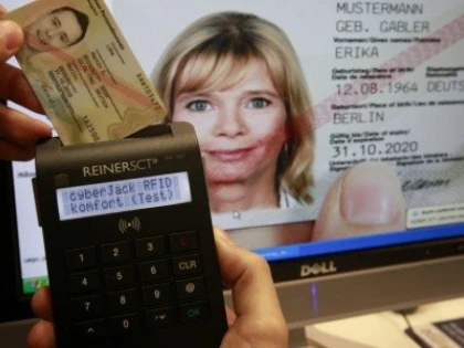 Cardul de sănătate va fi înlocuit de noul buletin electronic