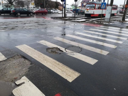 Care este soluția pentru gropile din Arad? Situația este gravă!