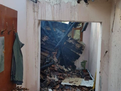 Casă din Miniș, în flăcări! Incendiul a fost stins după aproximativ trei ore