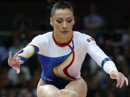 CĂTĂLINA PONOR VA FI PORTDRAPELUL ROMÂNIEI LA JOCURILE OLIMPICE