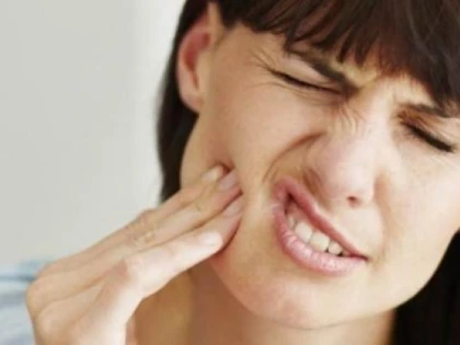 Cauze care duc la sensibilitatea dentară