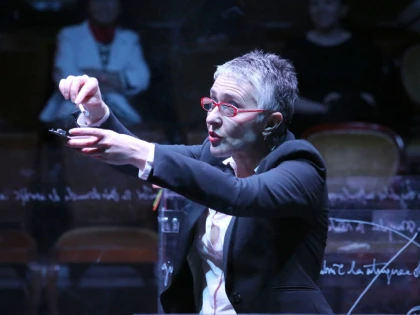 Ce facem în weekend? Mergem la teatru!