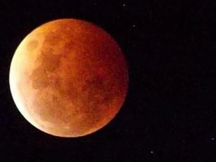 CEA MAI SCURTA ECLIPSA TOTALA DE LUNA A SECOLULUI