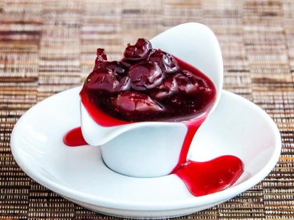 Cea mai simplă rețetă de dulceață de vișine