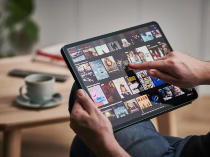 Cei care fac bani de pe YouTube, Facebook, Instagram sau Tik-Tok, în atenția DGA