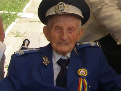 CEL MAI BATRAN JANDARM A MURIT LA VARSTA DE 105 ANI
