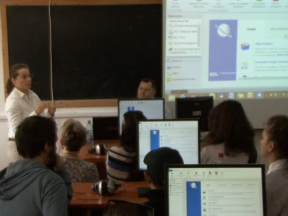 Cel mai nou program de traducere computerizată din România, TRADOS,  la UVVG