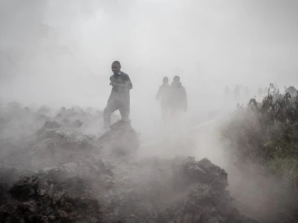 Cel puțin 15 oameni au fost uciși de lavă după erupția vulcanului Nyiragongo, în Congo