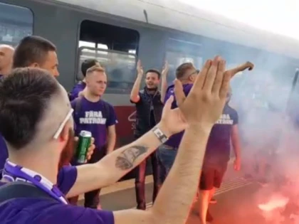 Cel puţin 300 de ultraşi polişti vor veni la Derby-ul Vestului!