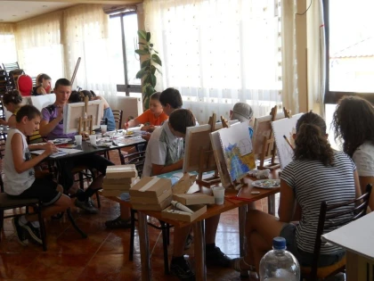 CENTRUL CULTURAL JUDETEAN ARAD, ASALTAT DE CERERI DE INSCRIERI LA SCOALA DE VARA