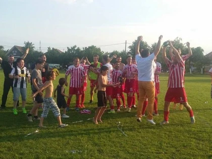 CERMEIUL ÎNFRUNTĂ CAMPIOANA CLUJULUI ÎN BARAJUL PENTRU LIGA A III-A