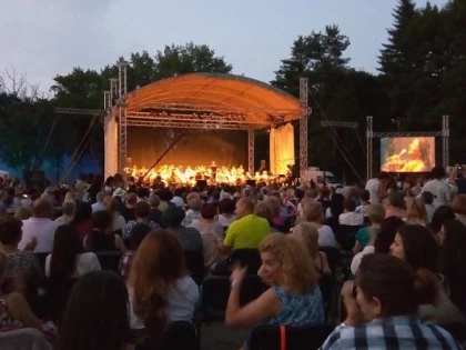 Cetatea Aradului se pregătește pentru încă un concert de rock simfonic