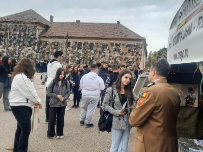 Cetatea Aradului și-a deschis porțile, de Ziua Armatei Române