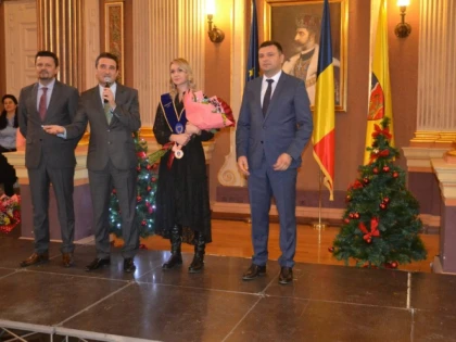 “Cetăţeanul de Onoare” Daniela Dodean: “Am început şi voi termina cu Aradul”!