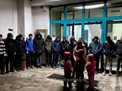 Cetățeni străini depistați de polițiștii de frontieră încercând să iasă ilegal din România