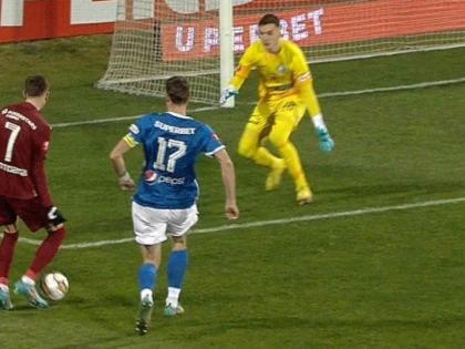 CFR Cluj câștigă clar derby-ul cu Farul lui Hagi și este noul lider al Superligii