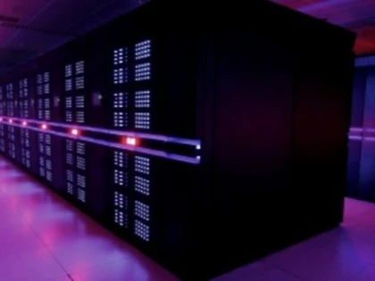 CHINEZII AU REALIZAT PENTRU AL TREILEA AN LA RAND CEL MAI PUTERNIC SUPERCOMPUTER