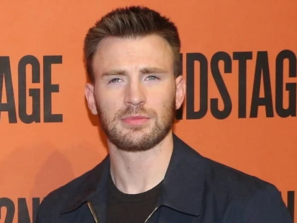 Chris Evans a fost desemnat de revista People „cel mai sexy bărbat în viață” pentru anul 2022