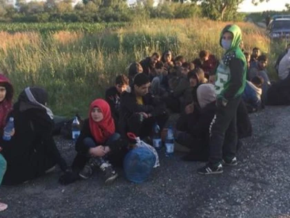 Cincisprezece  cetăţeni străini care intenţionau să treacă ilegal frontiera,  depistați de poliţiştii de frontieră din judeţul Bihor și Arad