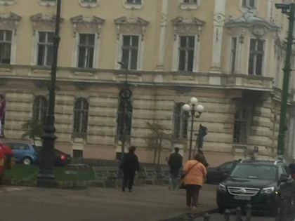 Cine îl amendează pe Falcă? Vezi unde şi cum şi-a parcat maşina (FOTO)